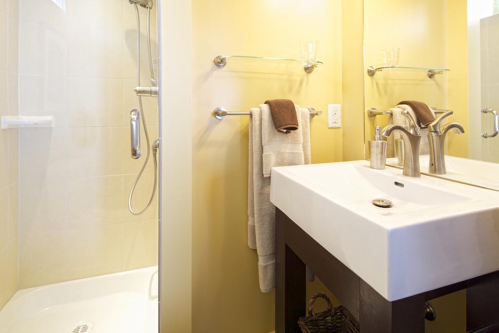 Bed and Breakfast Hedgerow House Ganges Pokoj fotografie